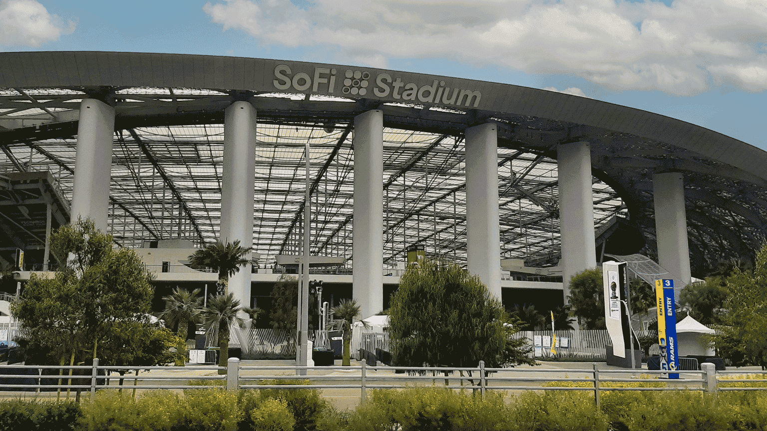 How to “Stay in the Fan Zone” in Los Angeles: An RV Guide to the 2026 Games