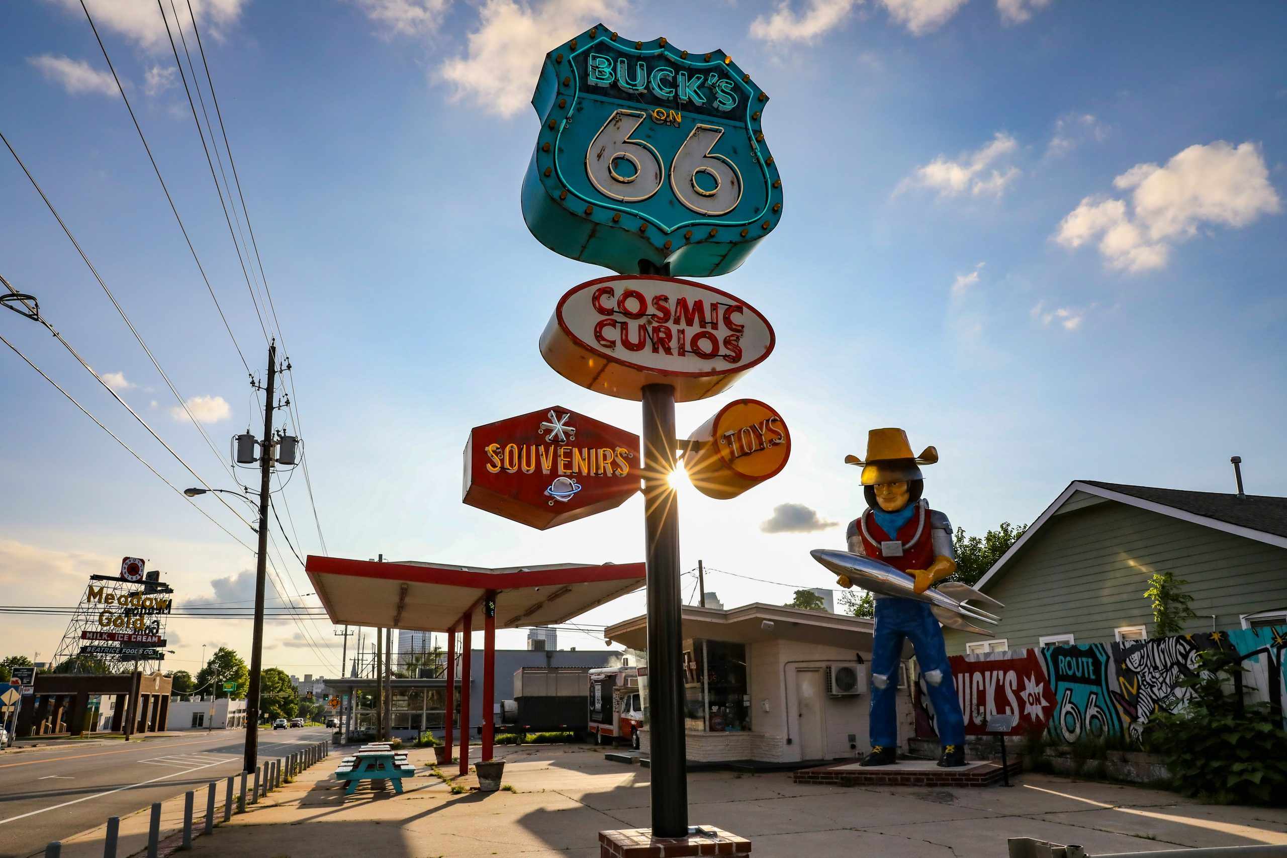 Get Your Kicks: How to Plan an Epic RV Road Trip for the 2026 Route 66 Centennial