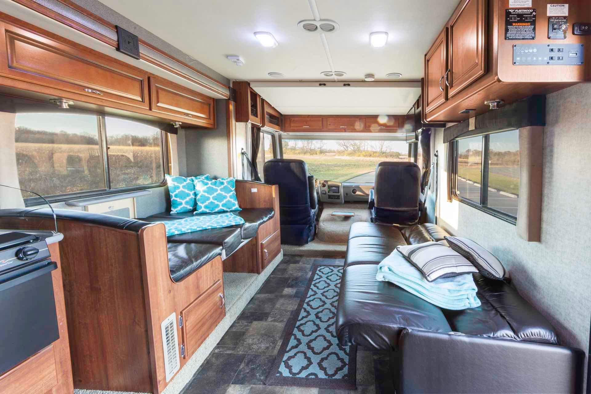 How to Take Photos That’ll Make Every Renter Fall In Love With Your RV