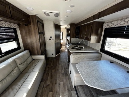 Sr. Production Coordinator who booked 5 RVs in Hollywood, FL